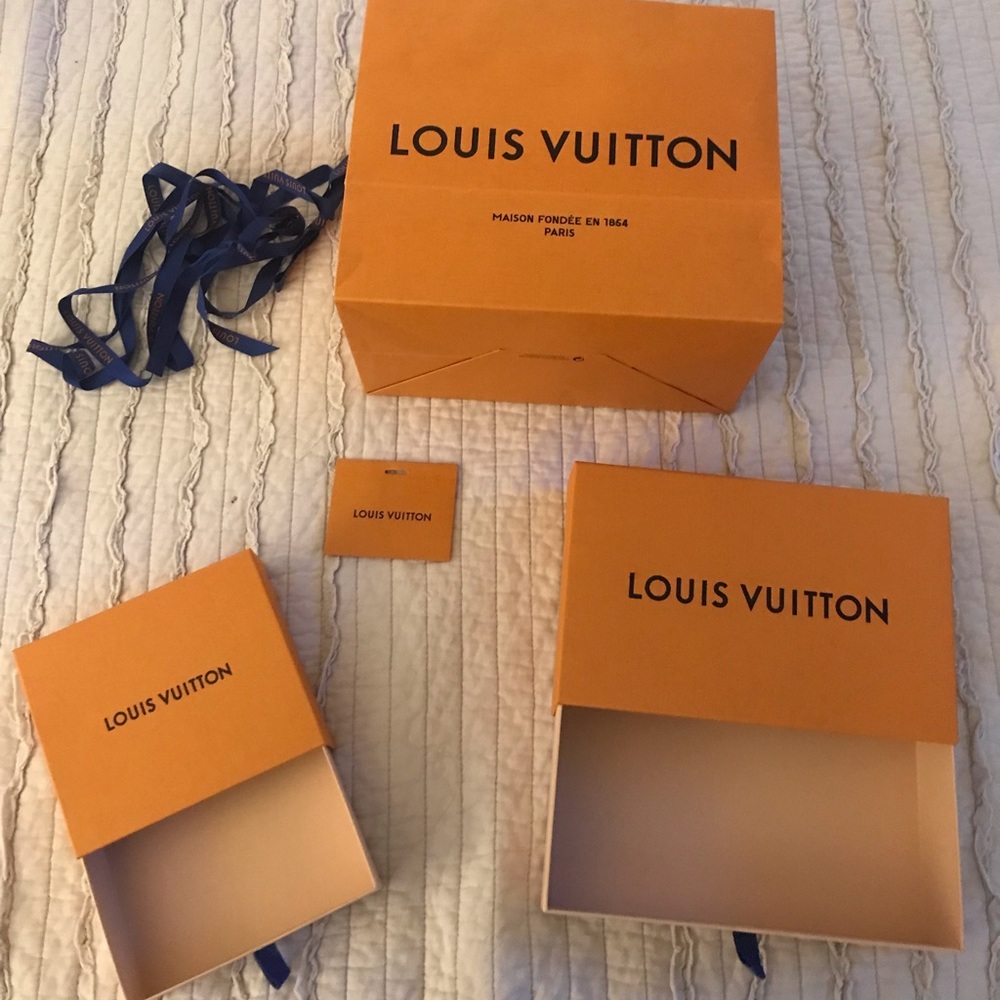 Louis Vuitton packaging